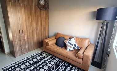 CASA AMUEBLADA Y EQUIPADA PARA EJECUTIVO