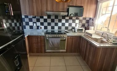 CASA AMUEBLADA Y EQUIPADA PARA EJECUTIVO