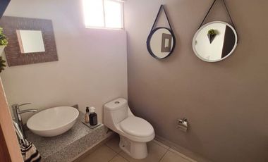 CASA AMUEBLADA Y EQUIPADA PARA EJECUTIVO