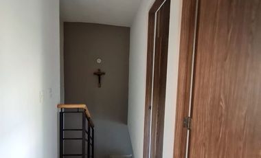 CASA AMUEBLADA Y EQUIPADA PARA EJECUTIVO