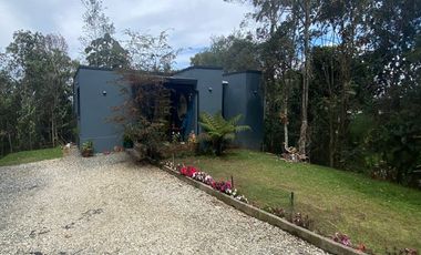 casa en venta en santa elena. Cod V12768