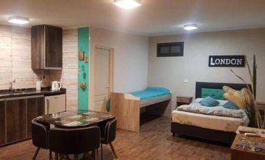 HERMOSO CHALET EN BARRIO CERRADO LOMAS DEL REY. 3 DORMITORIOS + 2 DEPTOS - PARQUE -PSICINA