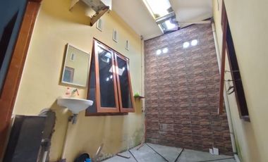 DIJUAL RUMAH PINGGIR ASPAL DI KOTAGEDE DEKA GIWANGAN