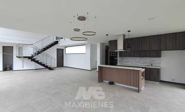 finca en arriendo en copacabana. Cod A63942