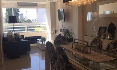 Departamento de 4 ambientes en 2 plantas con cochera