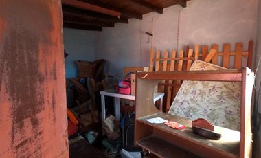 Casa en venta en Isidro Casanova