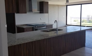 Venta Penthouse en Zibata con espectacular vista al campo de golf
