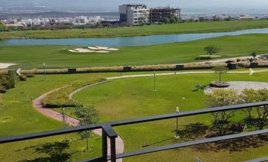 Venta Penthouse en Zibata con espectacular vista al campo de golf