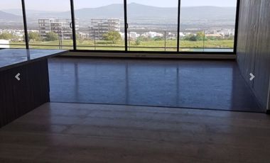 Venta Penthouse en Zibata con espectacular vista al campo de golf