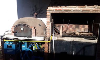 Casa en venta en Quilmes Este