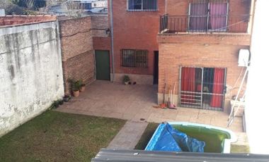 Casa en venta en Quilmes Este