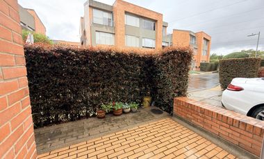 casa en venta en rodamonte. Cod V2248