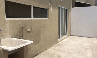 Alquilo casa en Duran en urbanizacion privada