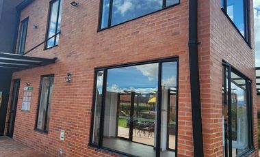 casa en arriendo/venta en bojaca. Cod A102