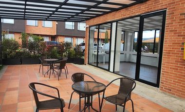 casa en arriendo/venta en bojaca. Cod A102