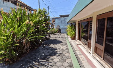 Dijual Rumah Induk dan Rumah Kos Dekat SMA DeBritto Demangan