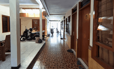 Dijual Rumah Induk dan Rumah Kos Dekat SMA DeBritto Demangan