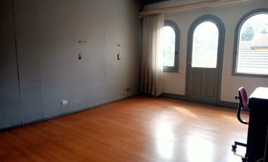 Casa venta instituciones,390 mtrs y 950mtr terr Viña del Mar