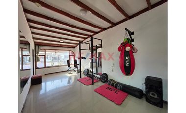 ​🏗️ Propiedad Estratégica En Urb. Santa Ana: Ideal Para Proyectos Institucionales O Comerciales