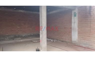 🏭✨ Oportunidad De Inversión Industrial + Vivienda Incluida ✨🏡
