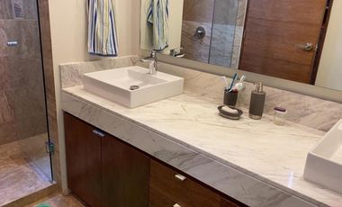 Residencia de lujo en venta en  privada Xtacay,  Yucatán Country Club