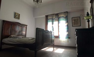 Chalet ubicado a 100 metros de H. Yrigoyen- Burzaco