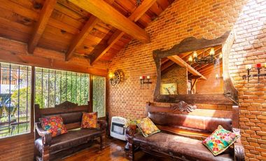 HERMOSA CASA EN CACALOMACAN