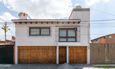 HERMOSA CASA EN CACALOMACAN