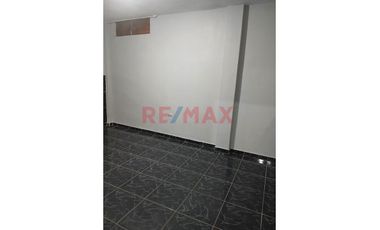 Vive Con Comodidad Y Estilo: Casa Con Piscina En Santa Teresita