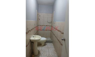 Vive Con Comodidad Y Estilo: Casa Con Piscina En Santa Teresita