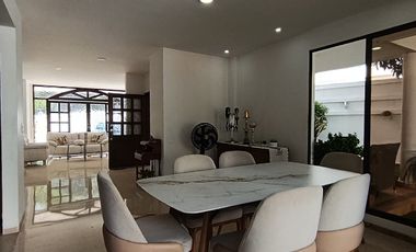 casa en venta en villa de la floresta. Cod V31358