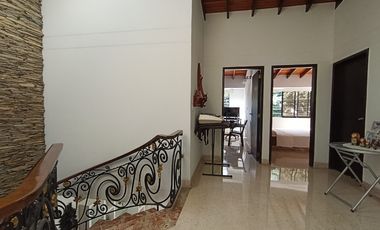 casa en venta en villa de la floresta. Cod V31358