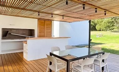 Casa VENTA Pueblo Mio Punta del Este Manantiales 4 dormitorios y serv.