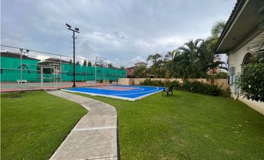 Venta de casa en Costa Sur, Ph Doral