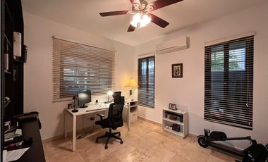 Venta de casa en Costa Sur, Ph Doral