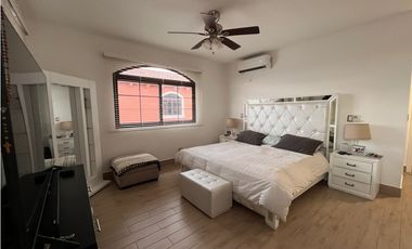 Venta de casa en Costa Sur, Ph Doral