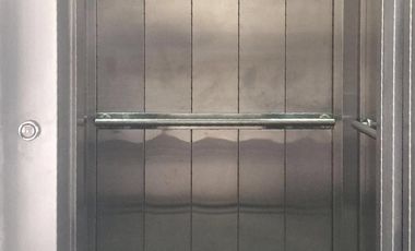 Venta de Oficina Exclusivo Edificio- Ideal Consultorio - Centro (Moreno)