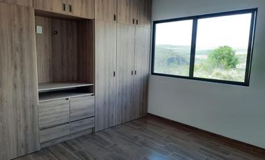 Departamento en villamagna en planta baja de 3 recamaras vista a la reserva
