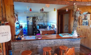 Parcela 6700 M2 con casa 2D 1B en Quepe, a 20 km del centro de Temuco