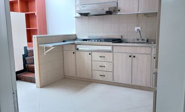 casa en arriendo en rincon del chico. Cod A4615307