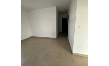 ALQUILO CASA EN LA CHORRERA COSTA VERDE PH LOS SENDEROS 4R
