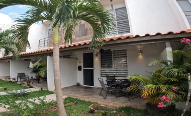 Casa en venta 2 recamaras Palmas Turquesa Entrega Inmediata Playa del Carmen P4148