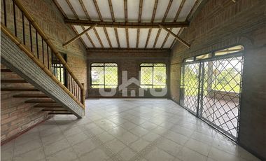 SE ALQUILA O SE VENDE CASA CAMPESTRE EN CONDOMINIO CASTILLA LA NUEVA