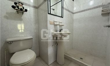 SE ALQUILA O SE VENDE CASA CAMPESTRE EN CONDOMINIO CASTILLA LA NUEVA
