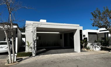 Casa en Venta en Mérida, Privada Lunare, Conkal (58, 1 planta)