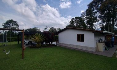 finca en arriendo en la ceja. Cod A64314