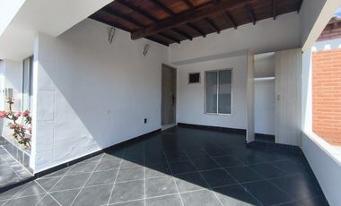 casa en venta en villa antigua. Cod V30765