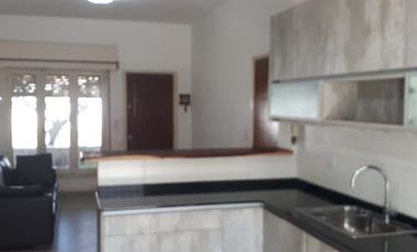 Casa PH en venta en Moron Sur