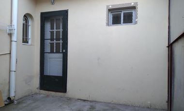 Depto T/ Casa Interno 2 Amb en 2 Ptas c/ Patio y Lavadero