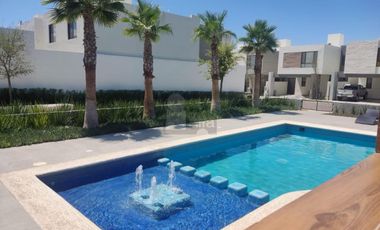 Casa en venta al norte de la ciudad Fracc. Sorrento modelo Bari 2